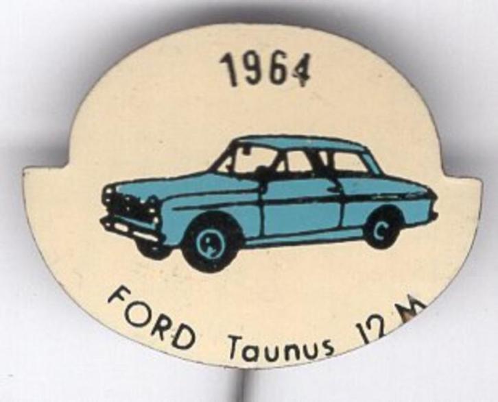 1964 FORD Taunus 12 M blauw op blik auto speldje ( B_108 ), Verzamelen, Speldjes, Pins en Buttons, Zo goed als nieuw, Speldje of Pin