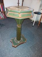 Naaitafel antiek (met vakverdeling)., Ophalen