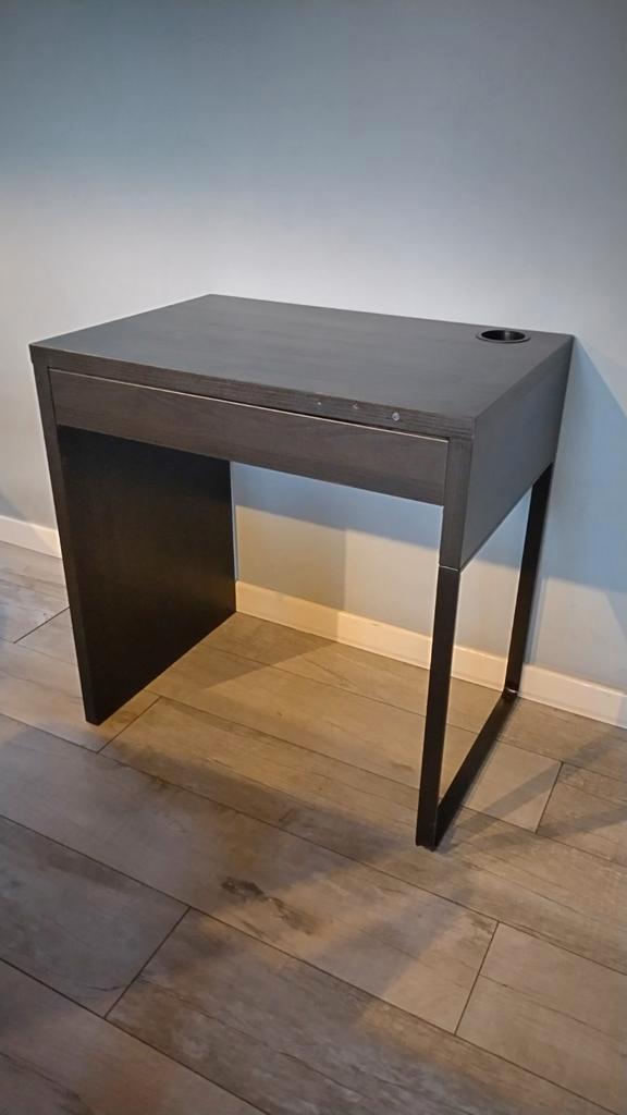 IKEA Micke Bureau - Stijlvol en Praktisch!, Huis en Inrichting, Bureaus, Ophalen