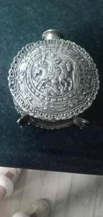 Antieke verzilverd kruitfles, Ophalen of Verzenden