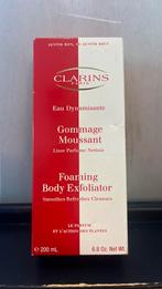 Clarins Foaming Body Exfoliator  200 ml, Ophalen of Verzenden, Nieuw, Bodylotion, Crème of Olie