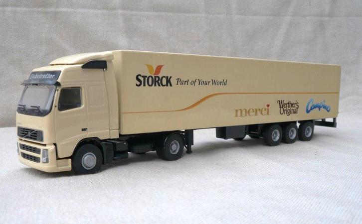 Lion Volvo fh globetrotter + opl. Storck merci werthers, Hobby en Vrije tijd, Modelauto's | 1:50, Zo goed als nieuw, Bus of Vrachtwagen