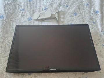 Samsung 32" tv, zonder voet met ophangbeugel beschikbaar voor biedingen