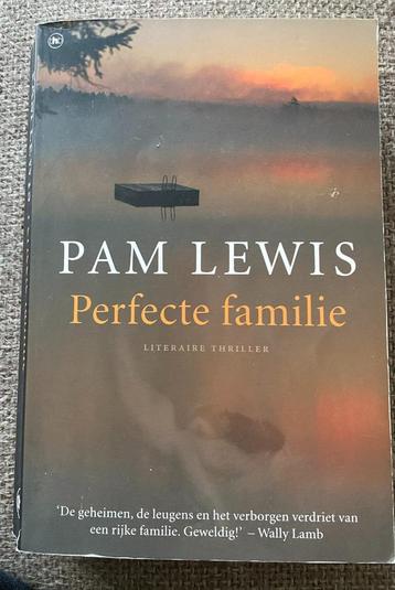 Pam Lewis Perfecte Familie beschikbaar voor biedingen