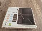 Zeer nette Nintendo dsi xl in doos  met boekje s En lader, Spelcomputers en Games, Spelcomputers | Nintendo DS, Ophalen of Verzenden
