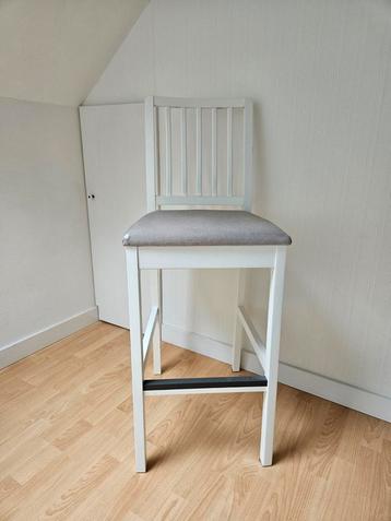 Ikea Barkruk EKEDALEN beschikbaar voor biedingen