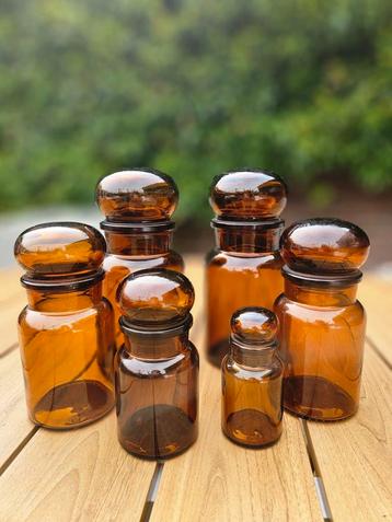 Vintage apothekersflessen stopflessen beschikbaar voor biedingen