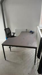 Hoekbureau grijs geverfd, Huis en Inrichting, Bureaus, Ophalen of Verzenden, In hoogte verstelbaar, Gebruikt, Bureau