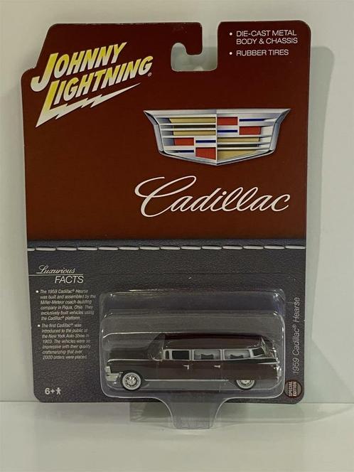 1966 Cadillac Hearse van Johnny Lightning Lijkwagen, Hobby en Vrije tijd, Modelauto's | Overige schalen, Nieuw, Auto, Ophalen of Verzenden