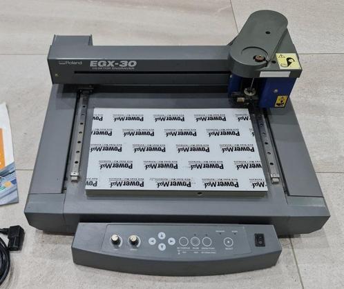 Roland DG: Modela EGX-30 graveermachine (CNC Frees CAM), Doe-het-zelf en Verbouw, Gereedschap | Freesmachines, Gebruikt, Elektrisch