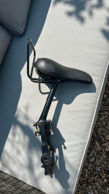 Zadel voor op dames fiets beschikbaar voor biedingen