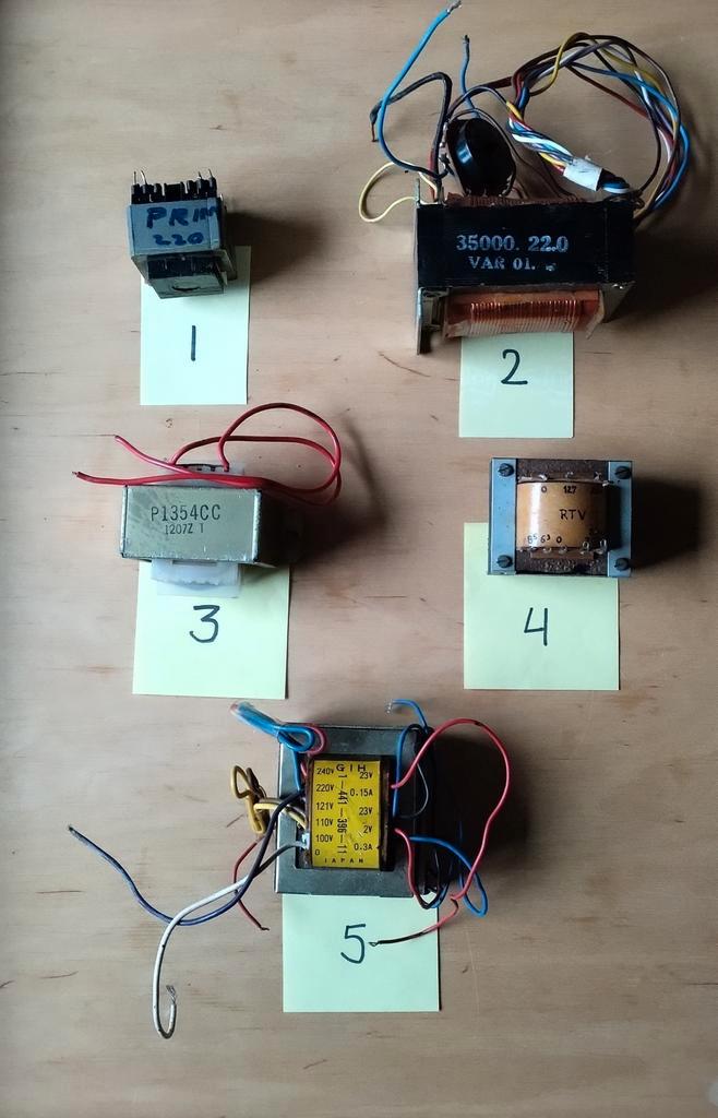 Diverse laagspanningstrafo's transformator, zie omschrijving, Hobby en Vrije tijd, Elektronica-componenten, Gebruikt, Ophalen of Verzenden