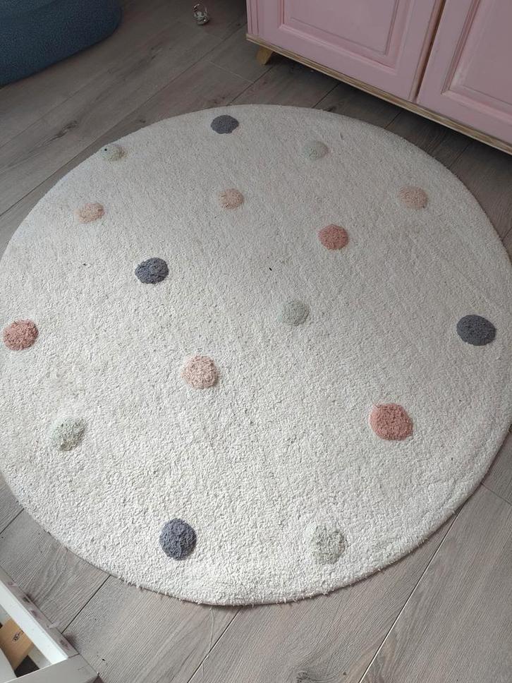 Rond vloerkleed met stippen Petit Amelie, Huis en Inrichting, Stoffering | Tapijten en Kleden, Zo goed als nieuw, 50 tot 100 cm