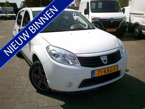 Dacia Sandero 1.2 Ambiance VOORZIEN VAN TREKHAAK ! APK NIEUW, Auto's, Dacia, Bedrijf, Te koop, Sandero, ABS, Airbags, Alarm, Centrale vergrendeling