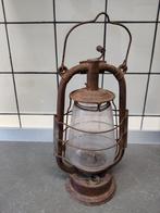 Oude Petroleum Stormlamp, Ophalen