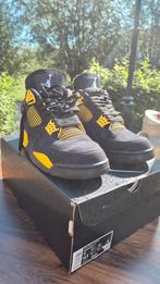 Jordan 4 Thunder Maat 45 gedragen, Zwart, Ophalen of Verzenden, Sneakers of Gympen, Gedragen