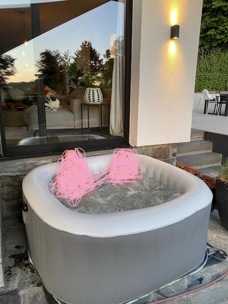 Mspa opblaasbare jacuzzi incl toebehoren, Tuin en Terras, Bubbelbaden en Hottubs, Zo goed als nieuw, Opblaasbaar, Afdekzeil, Grondzeil