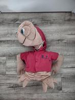 Grote E.T. knuffel, met rode trui en capuchon ET., Onb, Overige typen, Ophalen of Verzenden, Onb