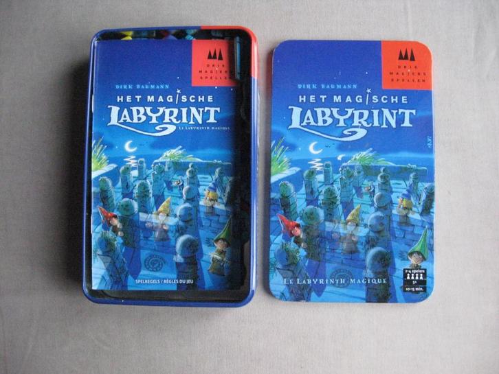 Drie Magiërs spellen: Het Magische Labyrint (in blik editie), Hobby en Vrije tijd, Gezelschapsspellen | Kaartspellen, Gebruikt