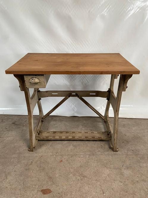 Industrieel Pfaff tafel sidetable bureau gietijzer brocante., Antiek en Kunst, Antiek | Meubels | Tafels, Ophalen