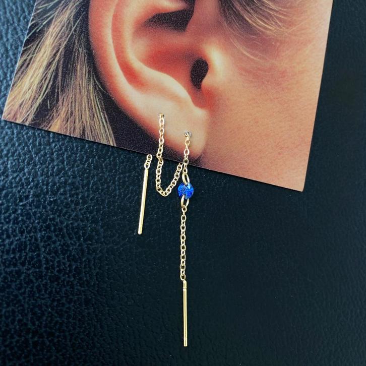Oorbellen hangers zirkoon donker blauw staal verguld18K, Sieraden, Tassen en Uiterlijk, Oorbellen, Nieuw, Hangers, Blauw, Met kristal