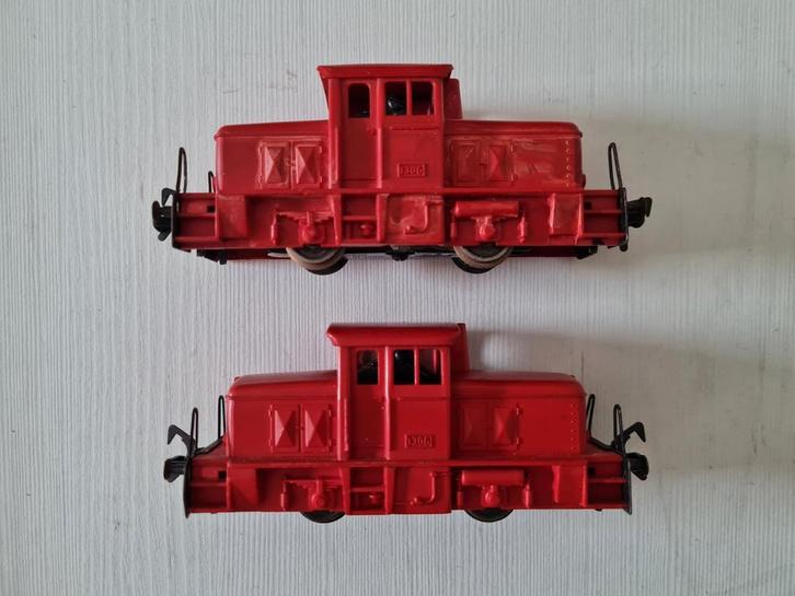 2 Fleischmann H0 diesellocs 1306, Hobby en Vrije tijd, Modeltreinen | H0, Gebruikt, Locomotief, Gelijkstroom, Fleischmann, Ophalen of Verzenden