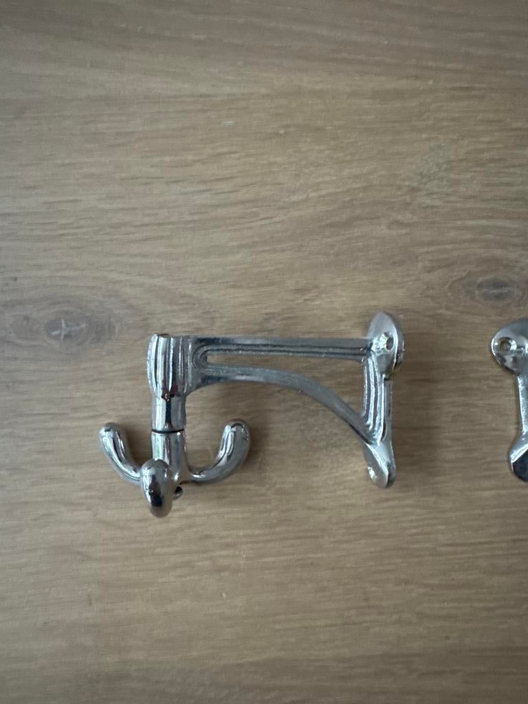 Draaibare kapstokhaak : 1x, Ophalen of Verzenden, Zo goed als nieuw, Wandhaken, Minder dan 100 cm