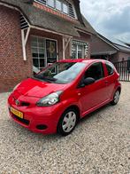 Nette Toyota Aygo 1.0 12V 2011 met airco!, Voorwielaandrijving, 4 stoelen, 68 pk, Origineel Nederlands