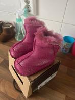 Ugg glitter 17/18, Kinderen en Baby's, Meisje, Laarzen, Ophalen of Verzenden, Zo goed als nieuw