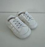 Witte baby sneakers babyschoentjes veters instappers wit 1, Kinderen en Baby's, Babykleding | Schoentjes en Sokjes, Schoentjes