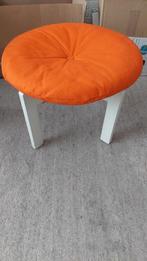 Oranje poef lage stoel gratis, Ophalen, Gebruikt, Stof, 50 tot 75 cm