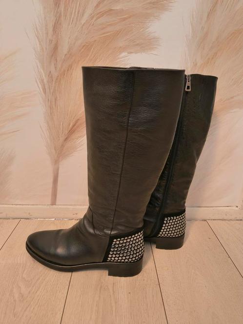 Zinda leren laarzen met studs 41, Kleding | Dames, Schoenen, Zo goed als nieuw, Zwart, Ophalen of Verzenden