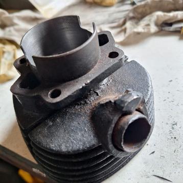 Gevraagd gebruikte Cilinder dkw hummel  mag versleten zijn beschikbaar voor biedingen