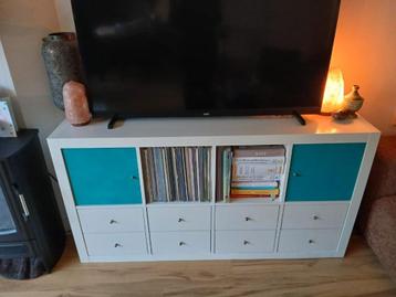 Kallax 8 vakken met lades en deuren TV meubel kast boekenkas