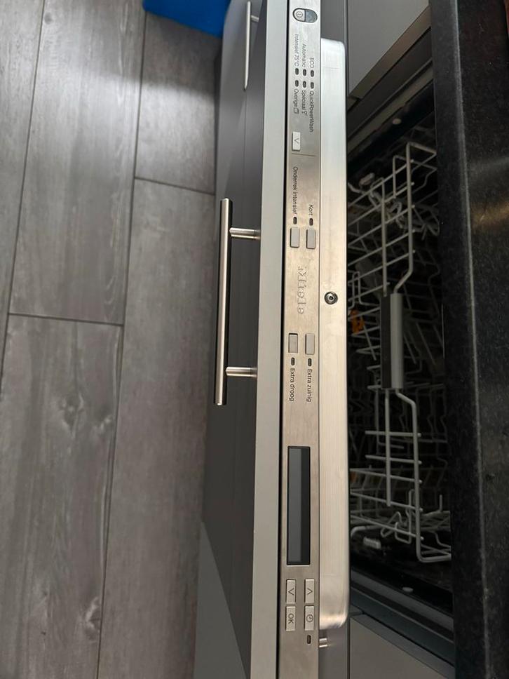 Miele Vaatwasser, Witgoed en Apparatuur, Vaatwasmachines, Gebruikt, Inbouw, 85 tot 90 cm, 60 cm of meer, Minder dan 10 liter, Energieklasse A of zuiniger