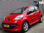 Peugeot 107 1.0-12V XR 11-2008 Passion Rouge Scarlet *LMV*, Auto's, Peugeot, Voorwielaandrijving, Stof, Gebruikt, 4 stoelen