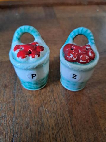 Leuk peper en zout setje beschikbaar voor biedingen