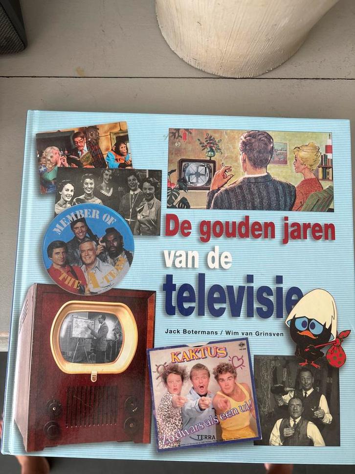 De Gouden Jaren van de Televisie - Nostalgie!, Boeken, Film, Tv en Media, Zo goed als nieuw, Media, Ophalen of Verzenden