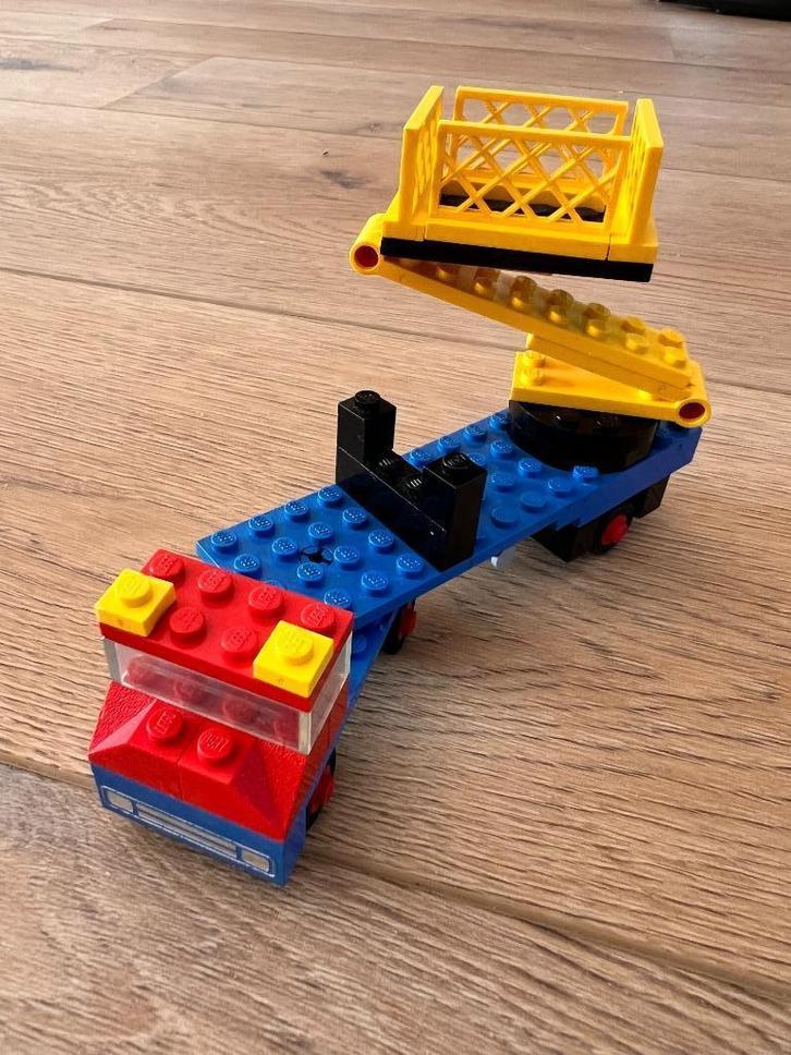 Lego set 655 - vrachtwagen met hoogwerker uit 1973, Kinderen en Baby's, Speelgoed | Duplo en Lego, Zo goed als nieuw, Lego, Complete set
