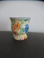 Maastrichts aardewerk eier dop, kleurig bloem decor, Antiek en Kunst, Antiek | Servies los, Ophalen of Verzenden