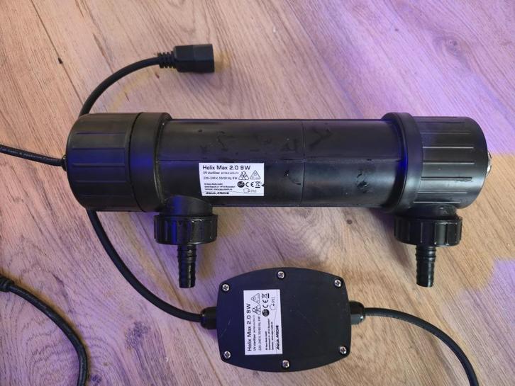 Aqua Medic Helix Max 2.0 - 9W UV, Dieren en Toebehoren, Vissen | Aquaria en Toebehoren, Zo goed als nieuw, Leeg aquarium, Ophalen