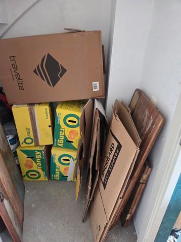 GRATIS VERHUISDOZEN beschikbaar voor biedingen
