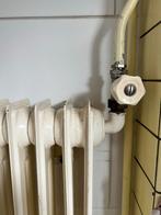 Retro radiator, eye catcher voor in huis!, Doe-het-zelf en Verbouw, Verwarming en Radiatoren, Gebruikt, Radiator, Ophalen