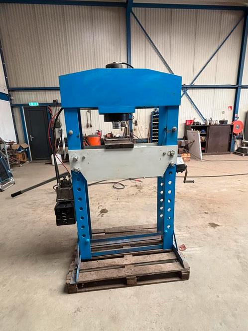 Mammuth werkplaats pers 75 Ton, Doe-het-zelf en Verbouw, Gereedschap | Overige machines, Zo goed als nieuw, Ophalen