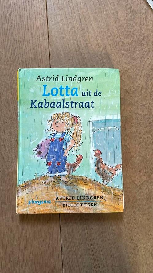 Astrid Lindgren - Lotta uit de Kabaalstraat, Boeken, Kinderboeken | Jeugd | onder 10 jaar, Zo goed als nieuw, Ophalen of Verzenden