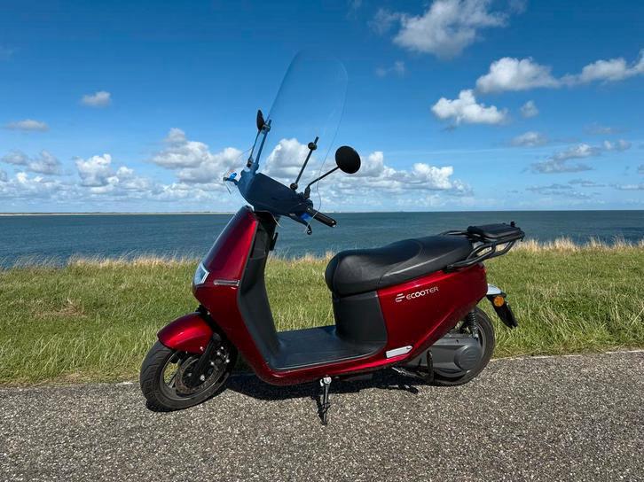 Elektrische Scooter - Weinig KM, Fietsen en Brommers, Scooters | Overige merken, Gebruikt, Maximaal 25 km/u, Elektrisch, Ophalen