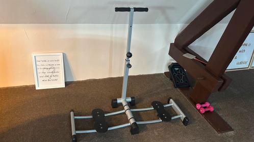 Lateral Thigh Trainer – Compact en Opvouwbaar, Sport en Fitness, Fitnessapparatuur, Zo goed als nieuw, Hometrainer, Benen, Metaal