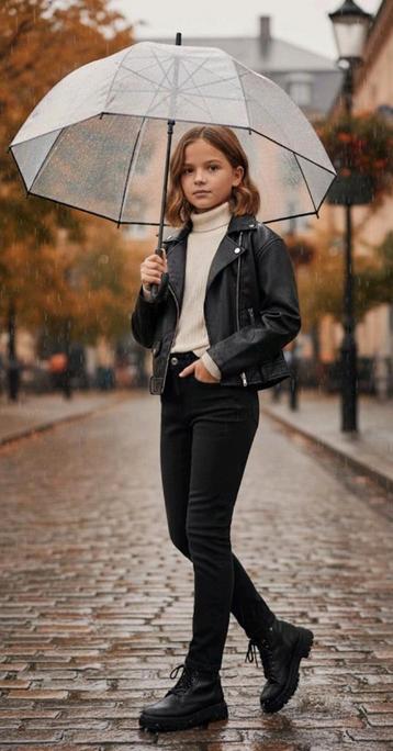 
✨ ZARA zwarte jeans met verstelbare tailleband  maat 140  beschikbaar voor biedingen