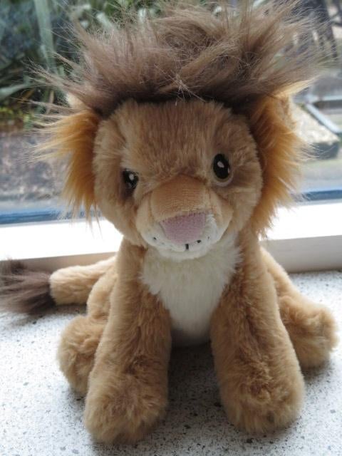 Leeuw of leeuwtje merk Keeleco meet ca 22 cm zittend, Ophalen of Verzenden, Zo goed als nieuw, Overige typen