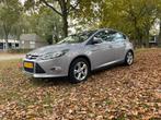Ford Focus 1.6 Ecoboost 110KW 5-D 2012 Grijs, Auto's, 1596 cc, Stof, Euro 6, 4 cilinders